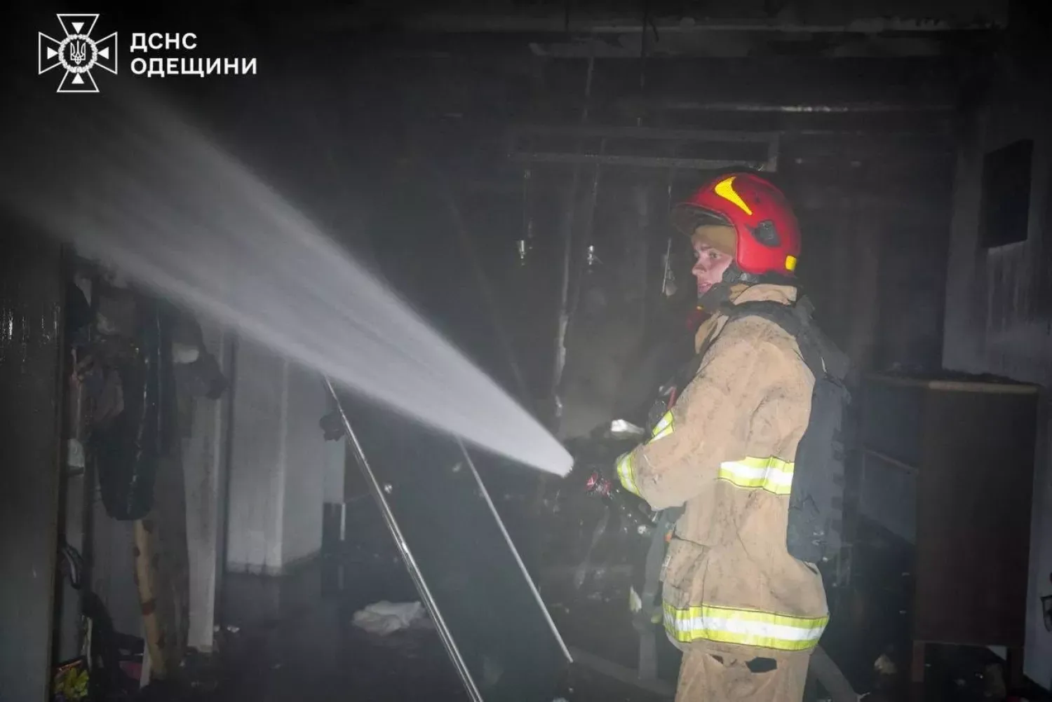 Троє поранених та зруйновані оселі: росіяни знову вдарили дронами по Одесі