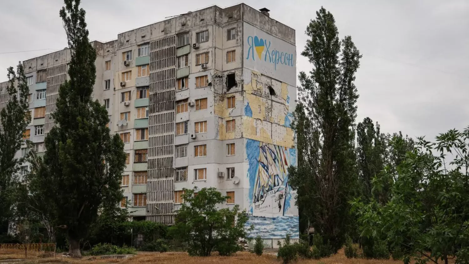 Масовані ворожі удари по Херсонщині: поранено 25 цивільних, зокрема четверо дітей